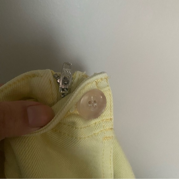 NWT Anthropologie | Pilcro | Yellow The Kit Regenerative Cotton High Rise Shorts - Picture 8 of 11